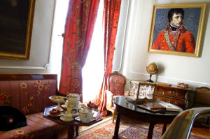 castelos-na-franca-cheverny-sala