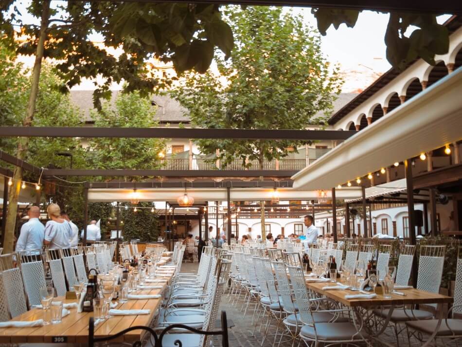 restaurantes em Bucareste_hanul