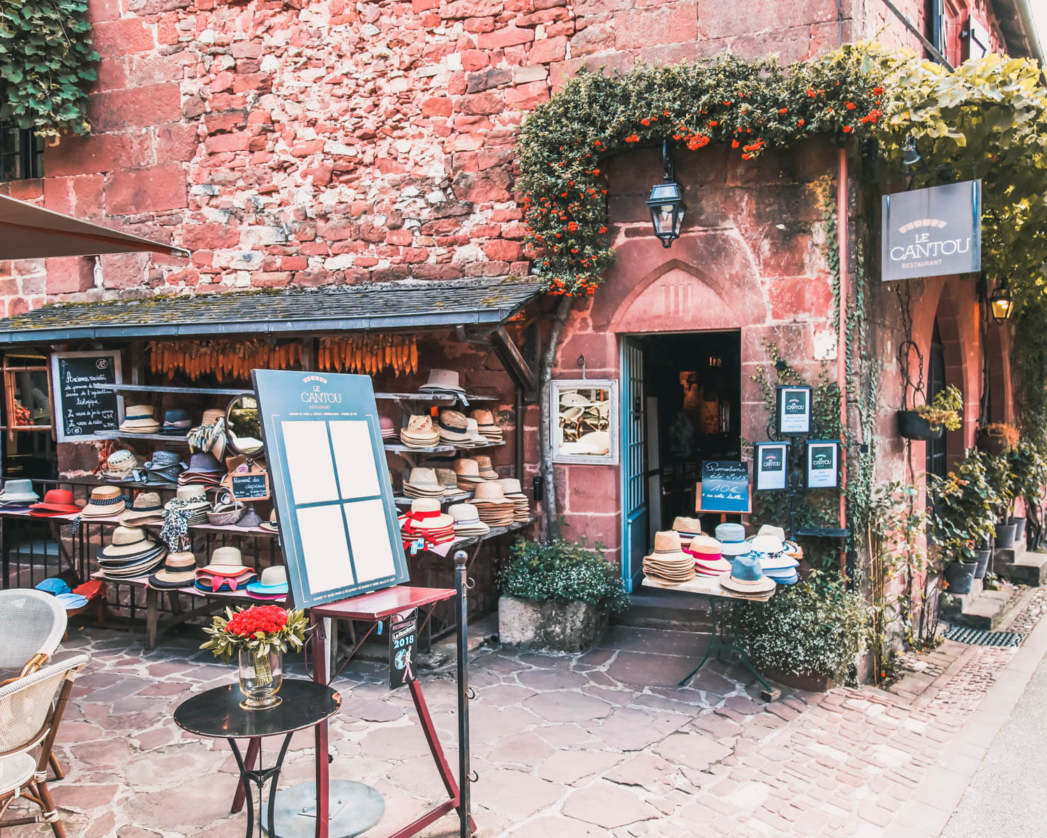 Collonges-la-Rouge-bazar